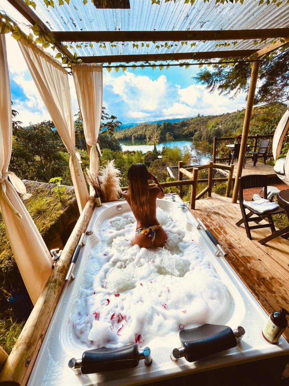 Levit Glamping - Hotel Guatape Penol (Adults Only) מראה חיצוני תמונה