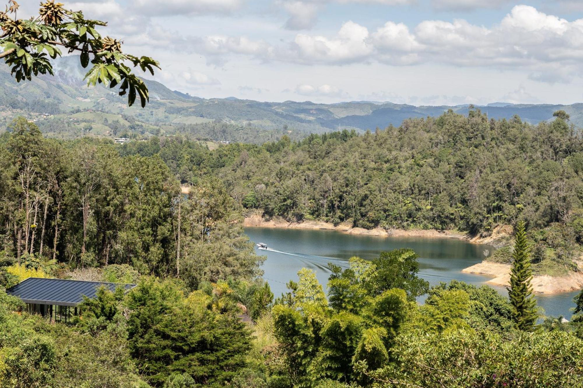 Levit Glamping - Hotel Guatape Penol (Adults Only) מראה חיצוני תמונה